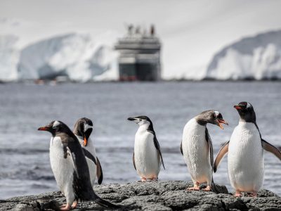 seabourn-venture-expeditions-antarctica-1536x1023